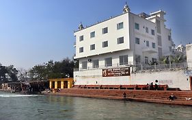 Jaswinder Bhawan - By The Ganges